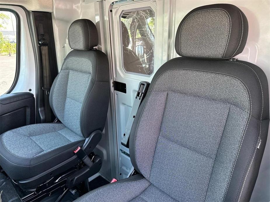 new 2024 Ram ProMaster 2500 car, priced at $60,379