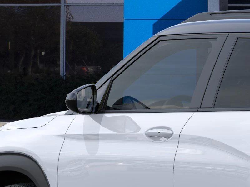 new 2025 Chevrolet TrailBlazer car, priced at $29,725