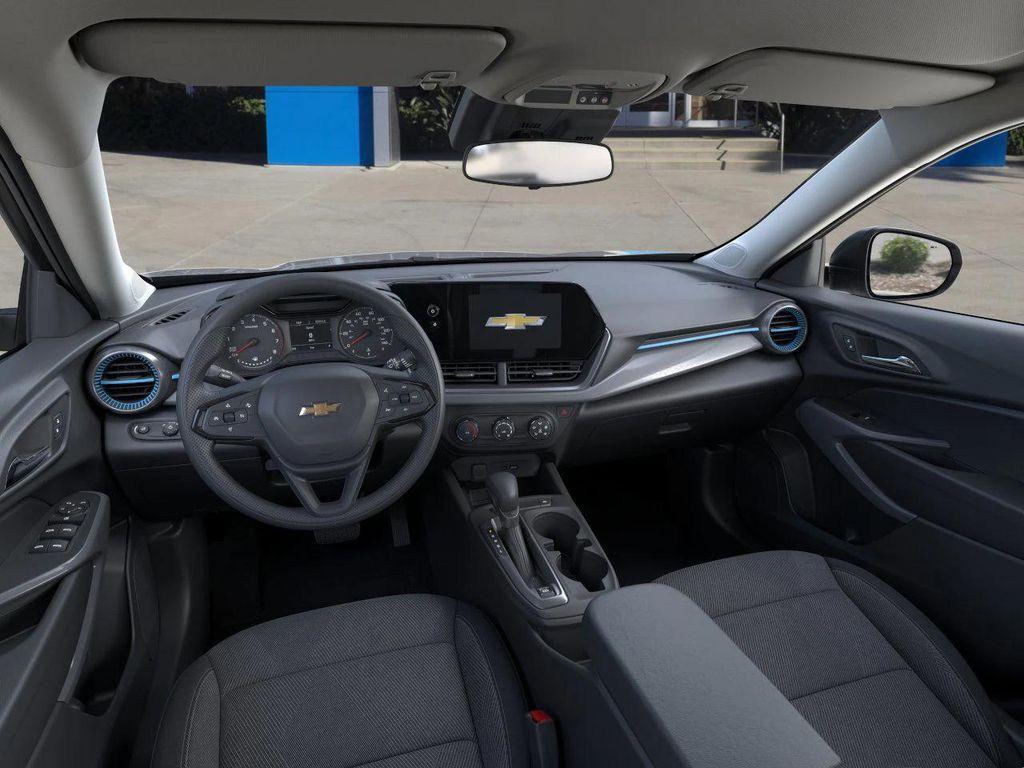 new 2025 Chevrolet Trax car, priced at $22,290