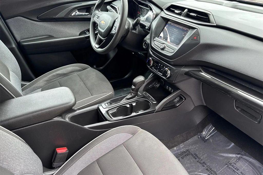 used 2023 Chevrolet TrailBlazer car, priced at $18,990