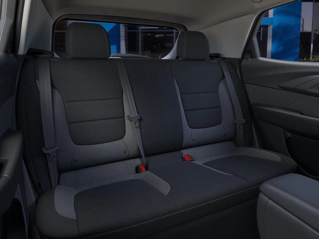new 2025 Chevrolet TrailBlazer car, priced at $23,350