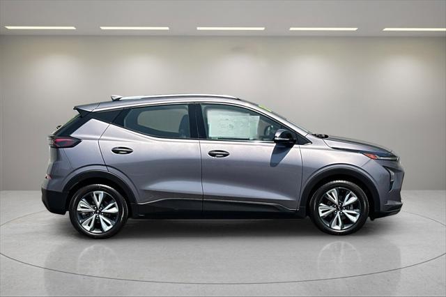 used 2022 Chevrolet Bolt EUV car, priced at $12,990