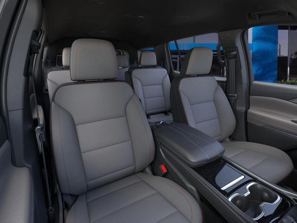 new 2025 Chevrolet Traverse car, priced at $41,420