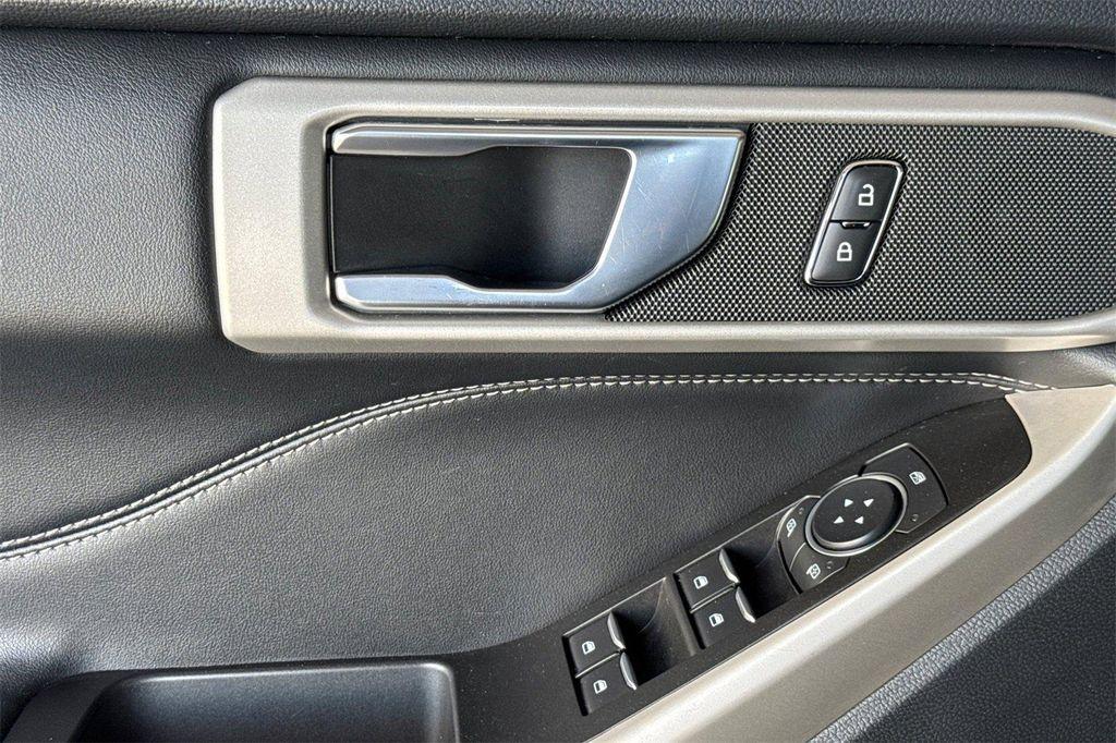used 2022 Ford Explorer car, priced at $25,990