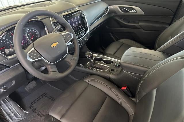 used 2022 Chevrolet Traverse car, priced at $27,990