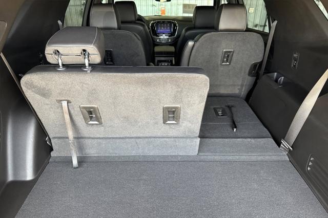 used 2022 Chevrolet Traverse car, priced at $27,990