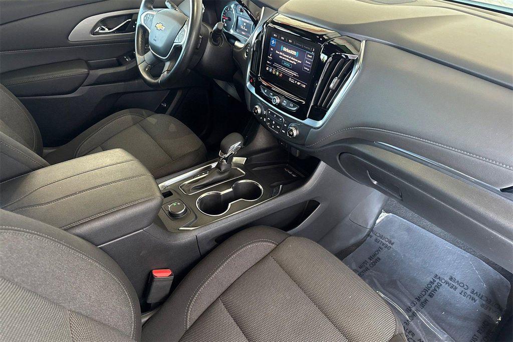 used 2023 Chevrolet Traverse car, priced at $24,990