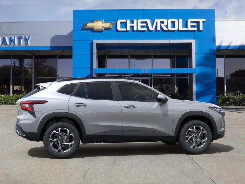 new 2025 Chevrolet Trax car, priced at $21,255