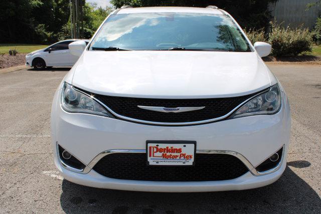used 2020 Chrysler Pacifica car, priced at $15,895