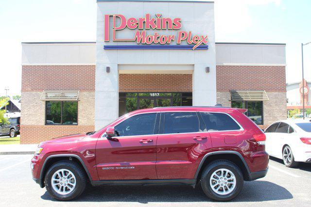 used 2018 Jeep Grand Cherokee car, priced at $16,895