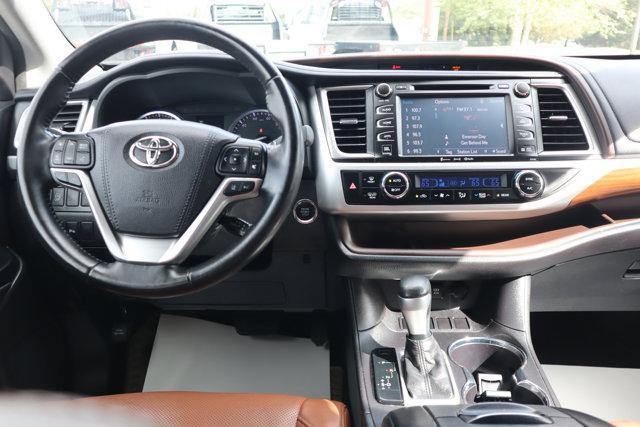 used 2017 Toyota Highlander car, priced at $15,995