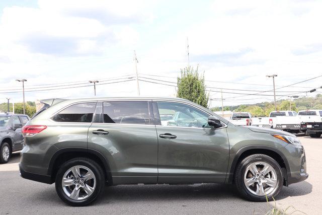 used 2017 Toyota Highlander car, priced at $15,995