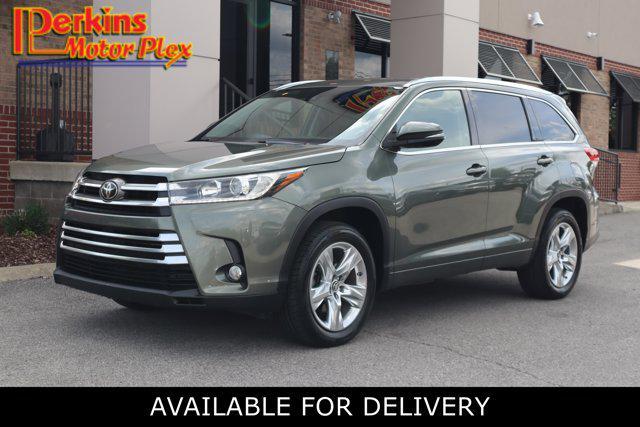 used 2017 Toyota Highlander car, priced at $15,995