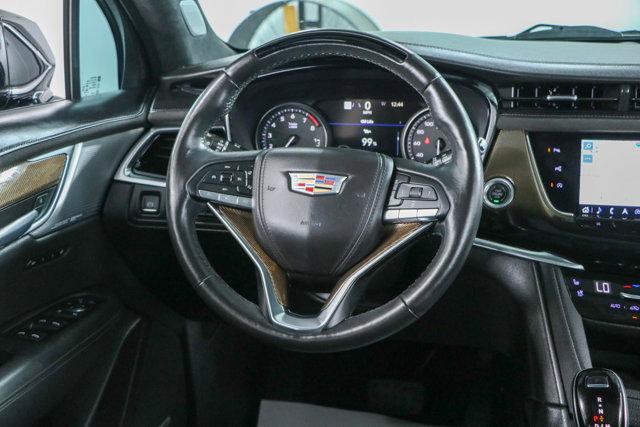 used 2022 Cadillac XT6 car, priced at $33,995