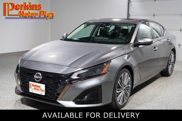 used 2023 Nissan Altima car, priced at $21,995