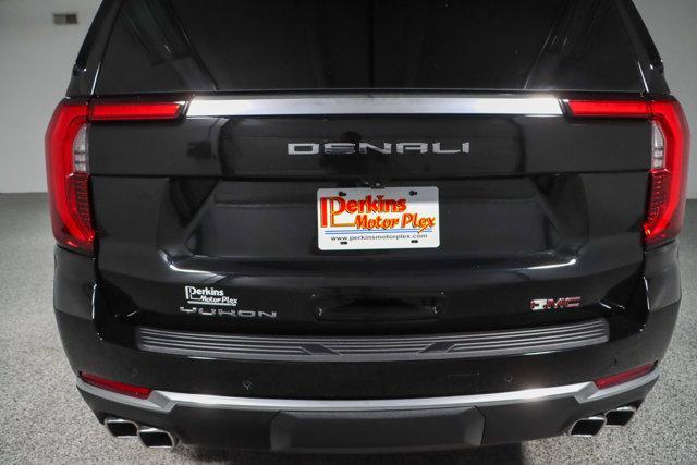 used 2025 GMC Yukon XL car, priced at $81,995