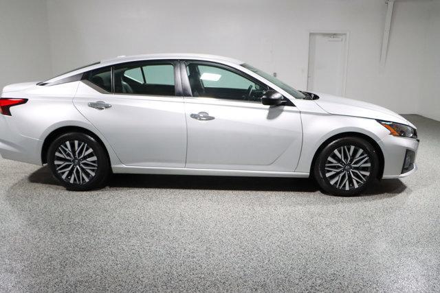 used 2024 Nissan Altima car, priced at $19,995