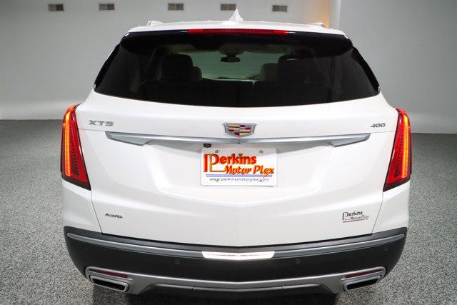 used 2022 Cadillac XT5 car, priced at $31,995