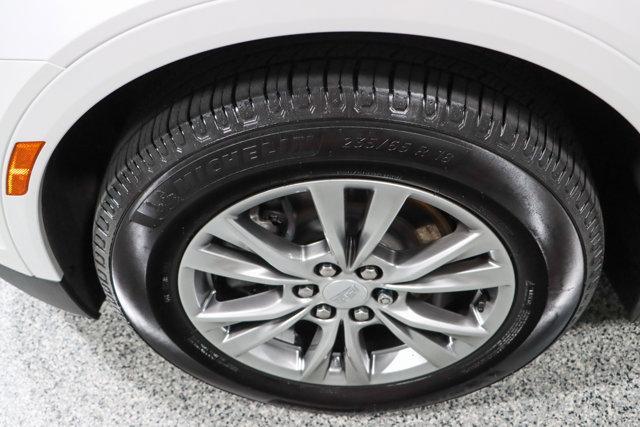 used 2022 Cadillac XT5 car, priced at $31,995
