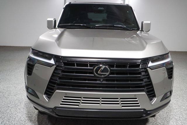 used 2025 Lexus GX 550 car, priced at $86,995