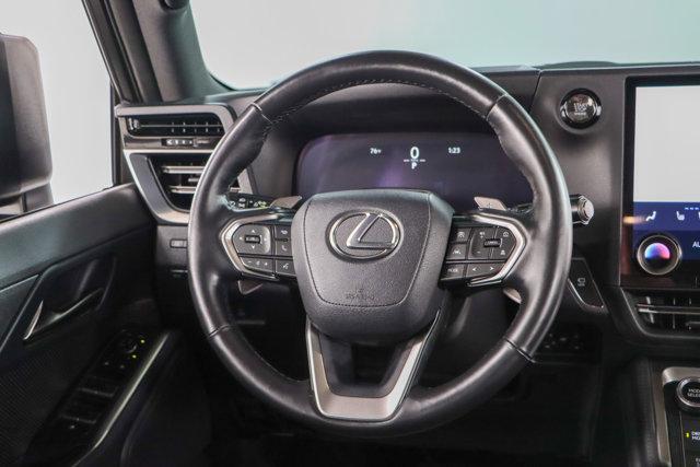 used 2025 Lexus GX 550 car, priced at $86,995