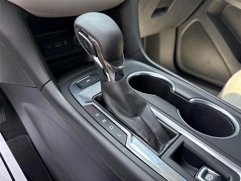 used 2022 Chevrolet Equinox car, priced at $20,500