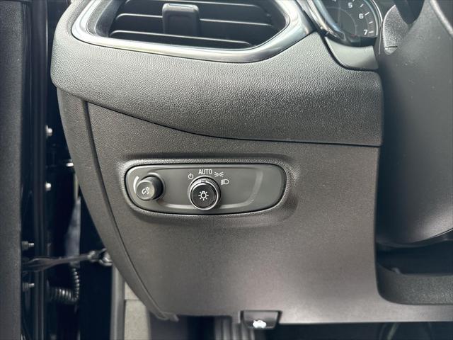 used 2022 Chevrolet Equinox car, priced at $22,500