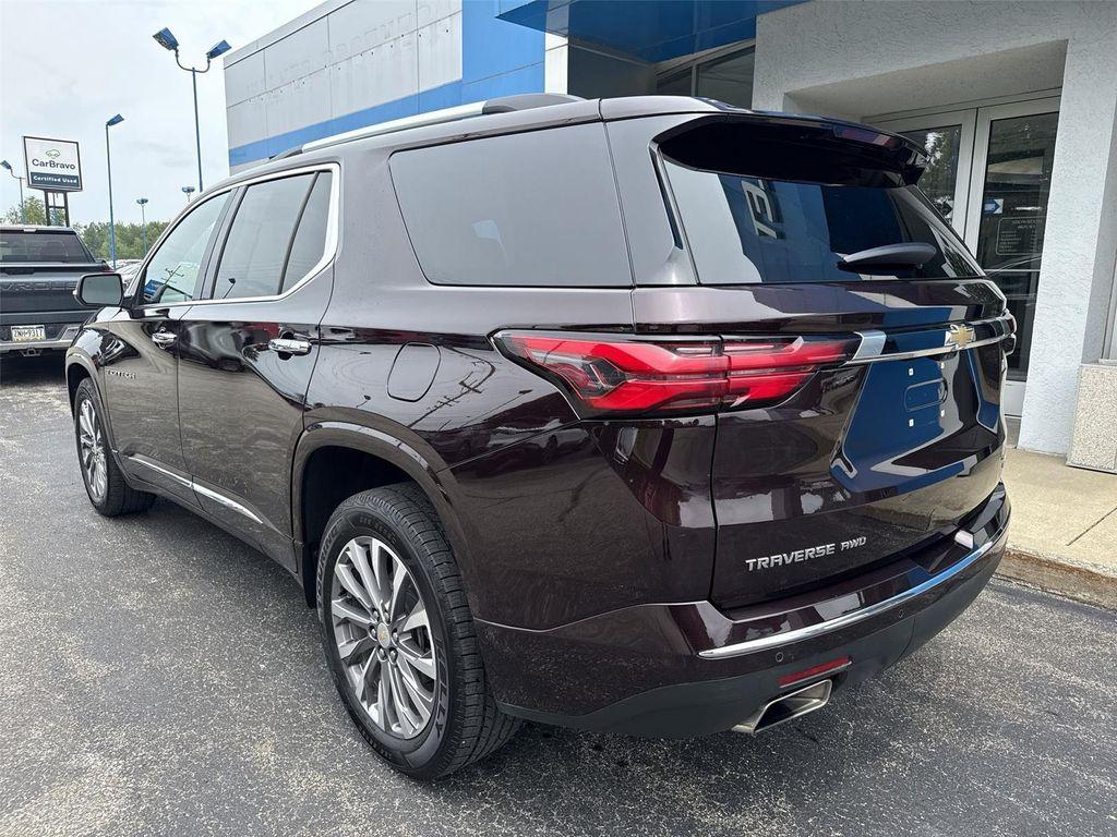 used 2022 Chevrolet Traverse car, priced at $30,000
