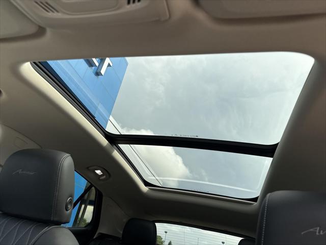 used 2022 Buick Envision car, priced at $30,500