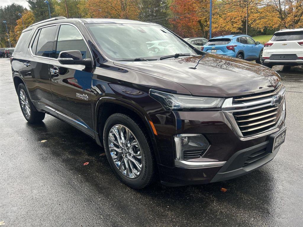 used 2022 Chevrolet Traverse car, priced at $37,500