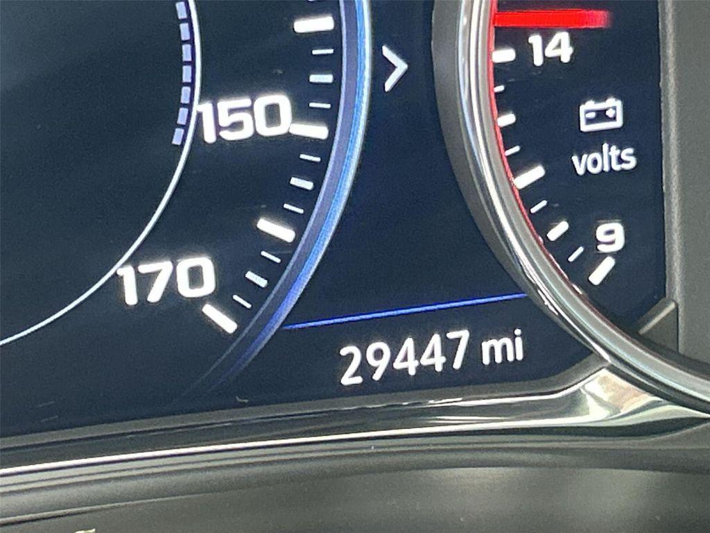 used 2022 Chevrolet Traverse car, priced at $37,500