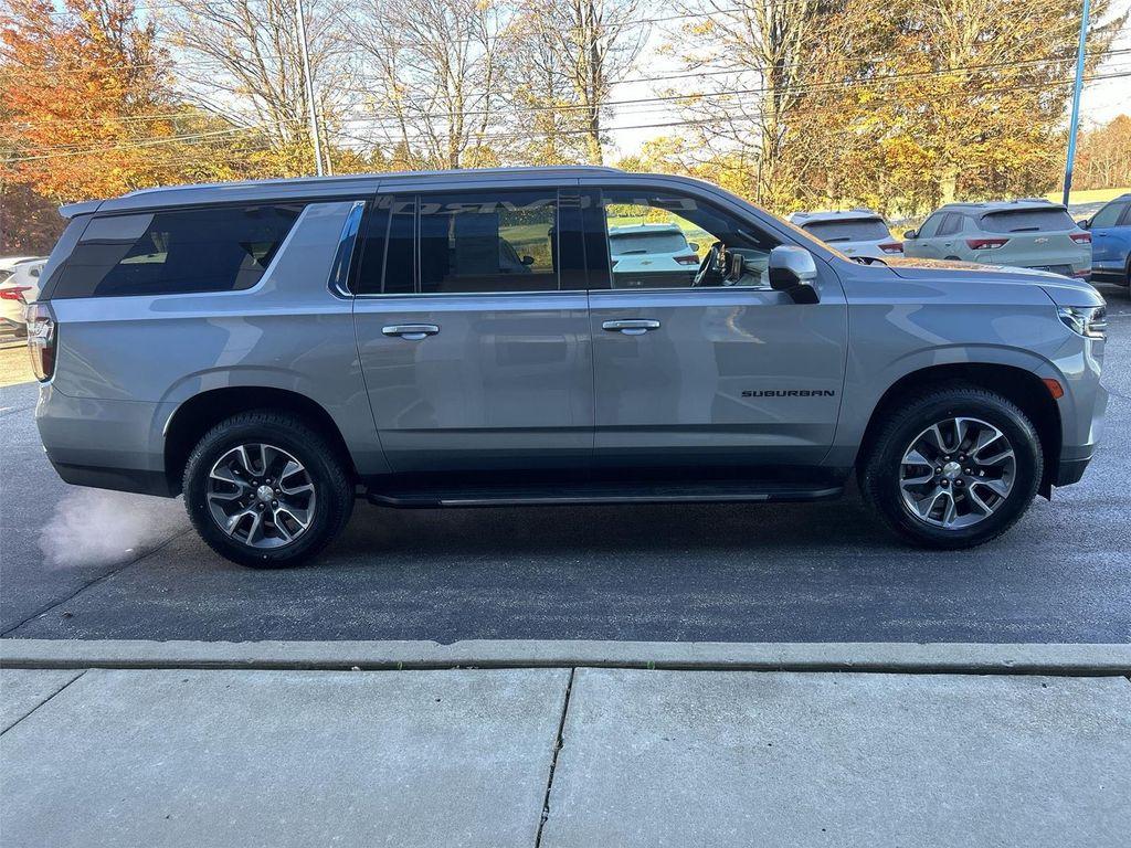 used 2023 Chevrolet Suburban car, priced at $48,000