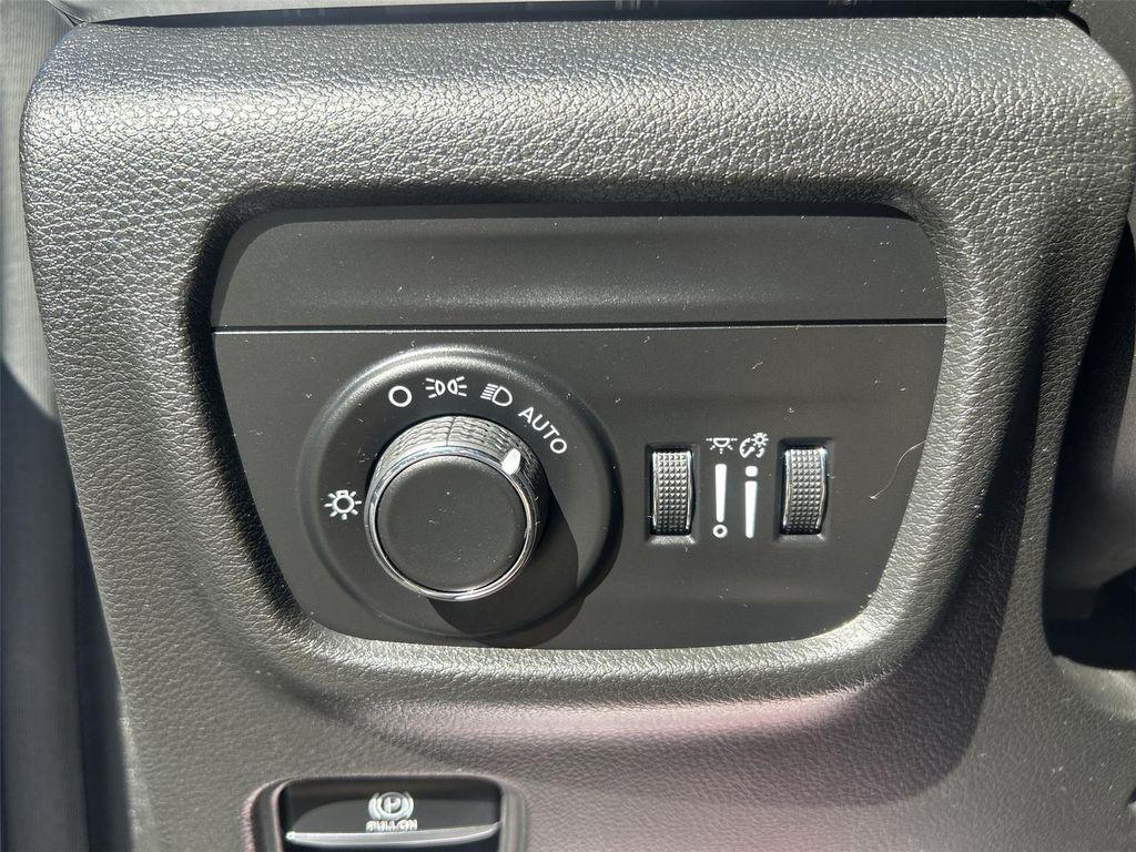 used 2023 Jeep Grand Cherokee L car, priced at $33,000