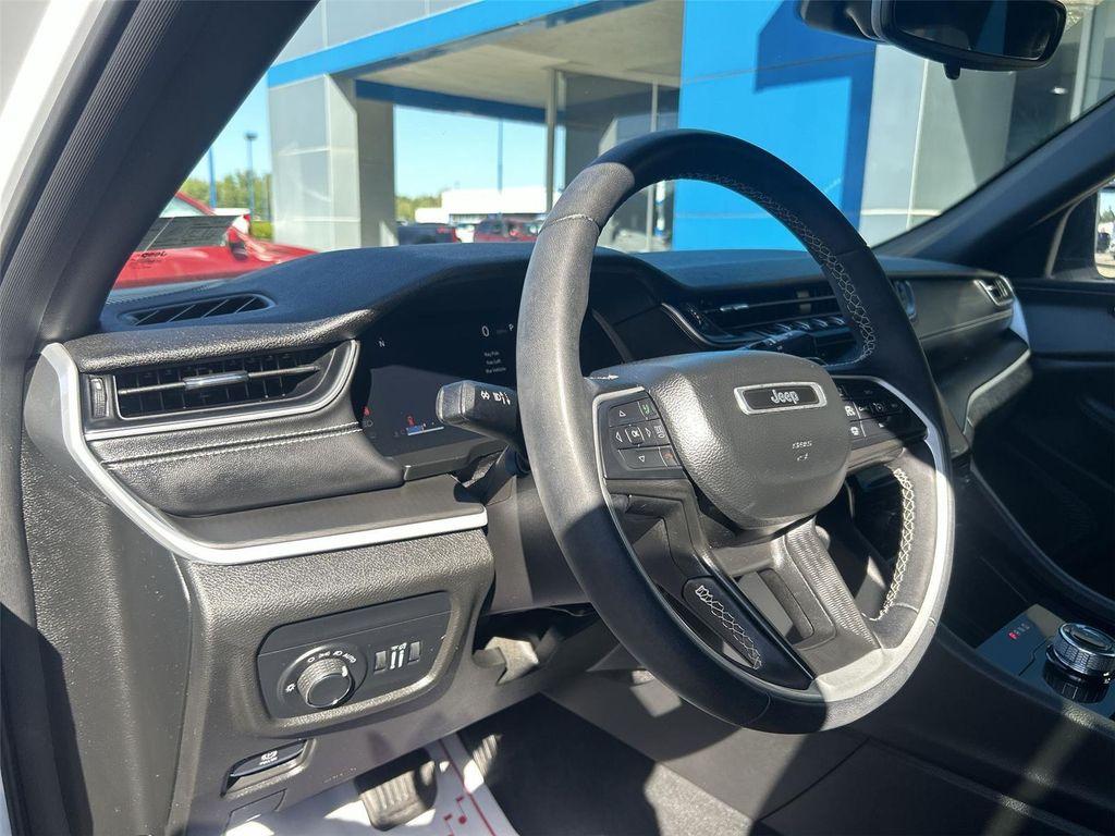used 2023 Jeep Grand Cherokee L car, priced at $33,000