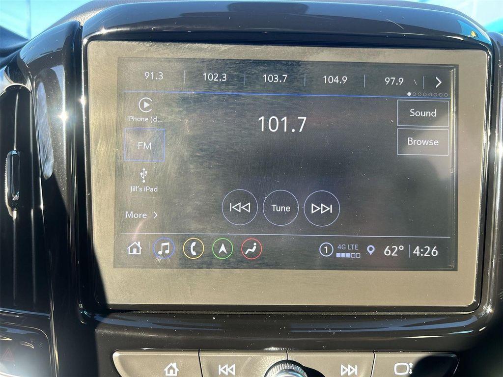 used 2022 Chevrolet Traverse car, priced at $26,500