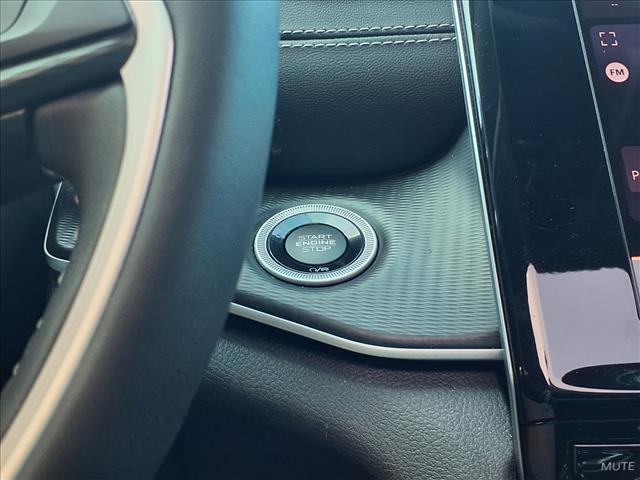 used 2024 Jeep Grand Cherokee car, priced at $32,785