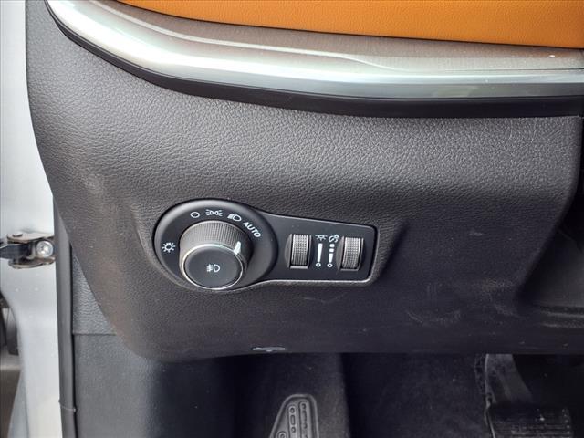 used 2025 Jeep Compass car, priced at $31,000