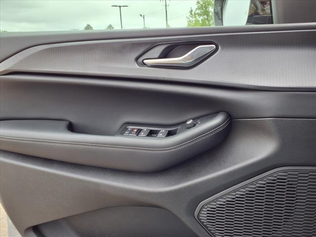 used 2024 Jeep Grand Cherokee car, priced at $39,995