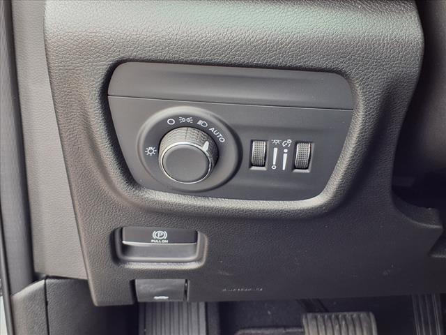 used 2024 Jeep Grand Cherokee car, priced at $39,995