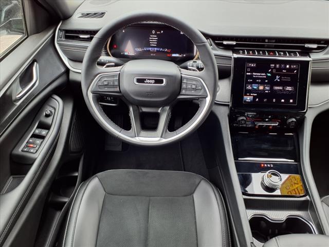 used 2024 Jeep Grand Cherokee car, priced at $39,995