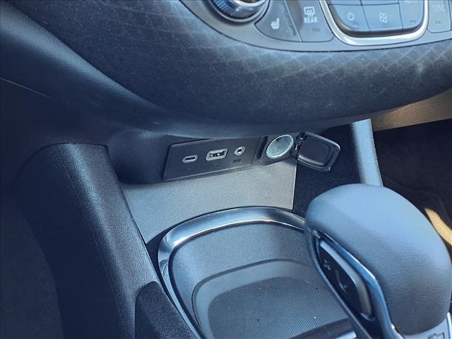 used 2024 Chevrolet Malibu car, priced at $20,627