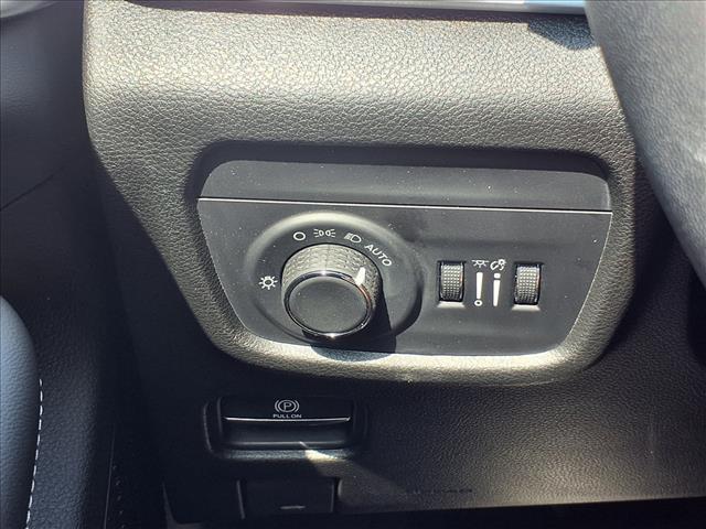 used 2023 Jeep Grand Cherokee car, priced at $33,776