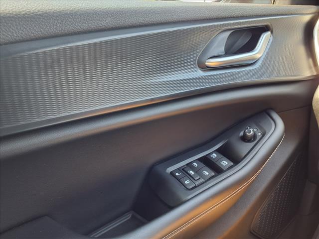 used 2023 Jeep Grand Cherokee car, priced at $33,776