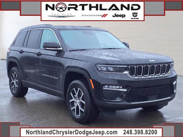 used 2023 Jeep Grand Cherokee car, priced at $33,869