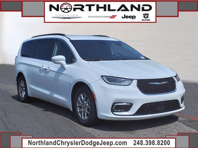 used 2022 Chrysler Pacifica car, priced at $23,999