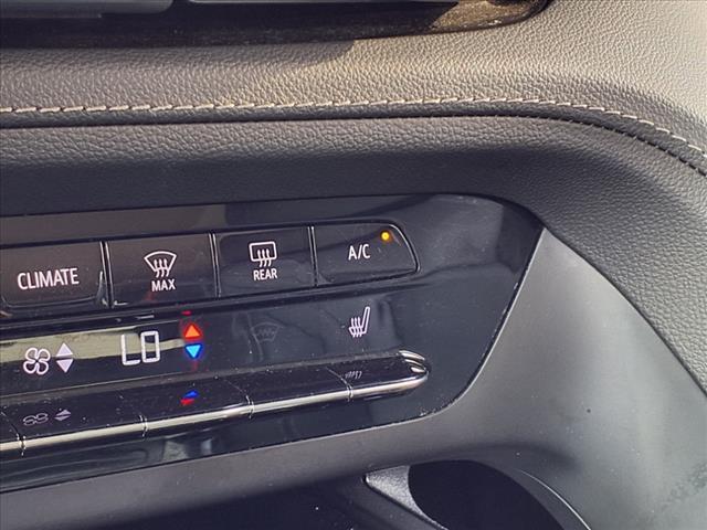 used 2023 Buick Envision car, priced at $24,999