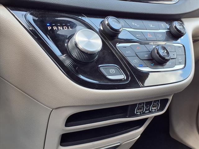 used 2023 Chrysler Pacifica car, priced at $28,495