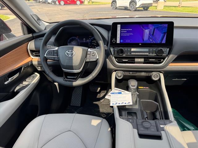 new 2025 Toyota Grand Highlander car, priced at $54,418