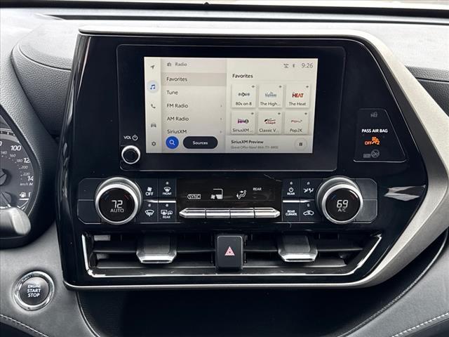used 2023 Toyota Highlander car, priced at $30,499