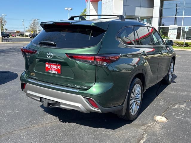 used 2024 Toyota Highlander car, priced at $51,995